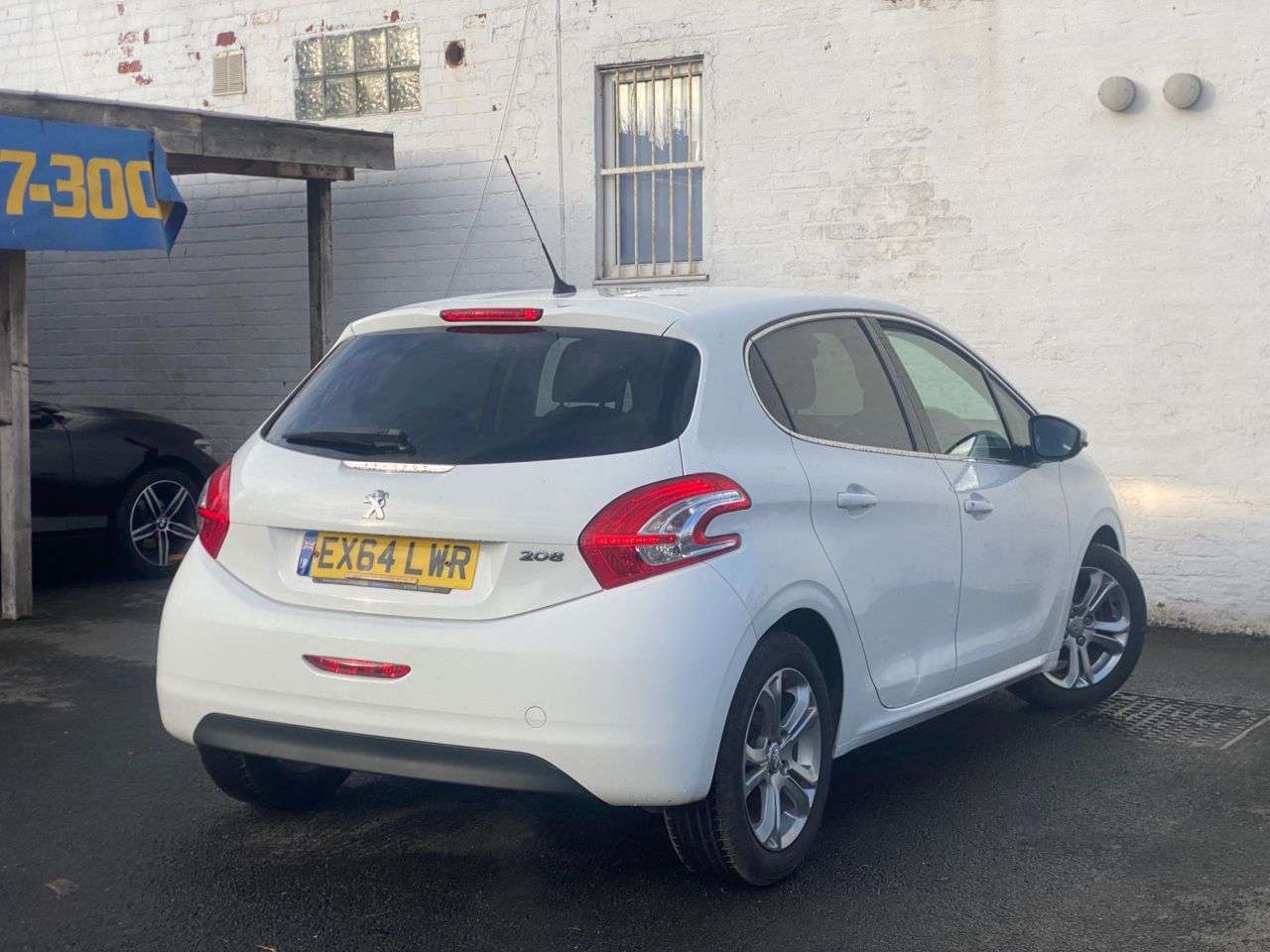 2014 PEUGEOT 208 2014 PEUGEOT 208