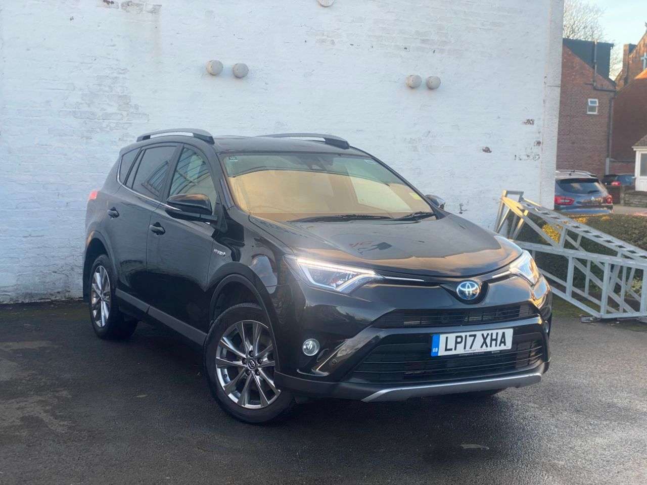 A 2017 TOYOTA RAV4 2.5 VVT-h Excel SUV 5dr Petrol Hybrid CVT 4WD Euro 6 (s/s) (Safety Sense, N A 2017 TOYOTA RAV4 2.5 VVT-h Excel SUV 5dr Petrol Hybrid CVT 4WD Euro 6 (s/s) (Safety Sense, N