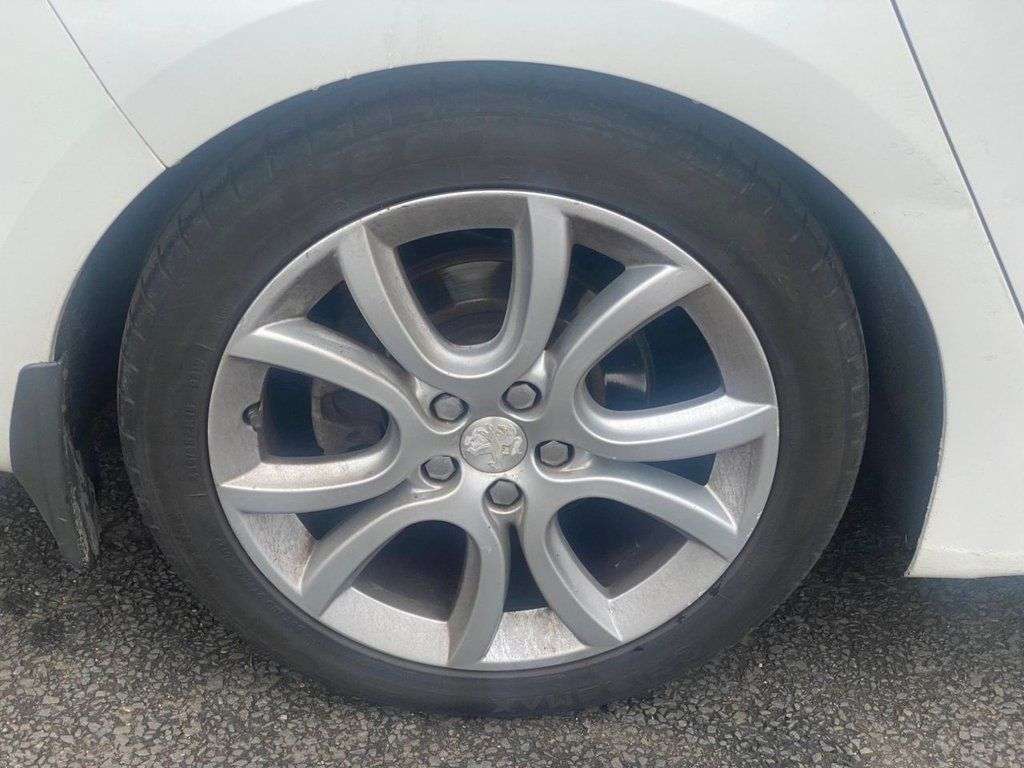 2015 PEUGEOT 508 2015 PEUGEOT 508