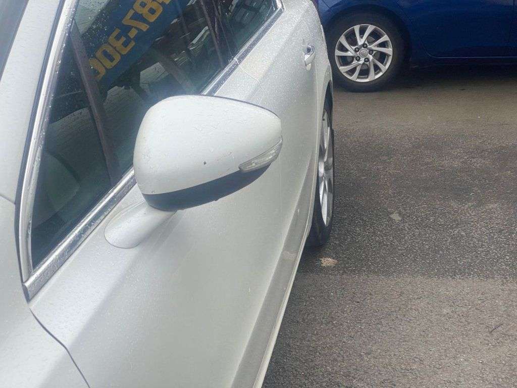 2015 PEUGEOT 508 2015 PEUGEOT 508