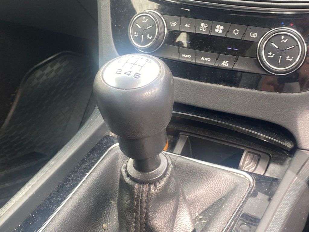 2015 PEUGEOT 508 2015 PEUGEOT 508