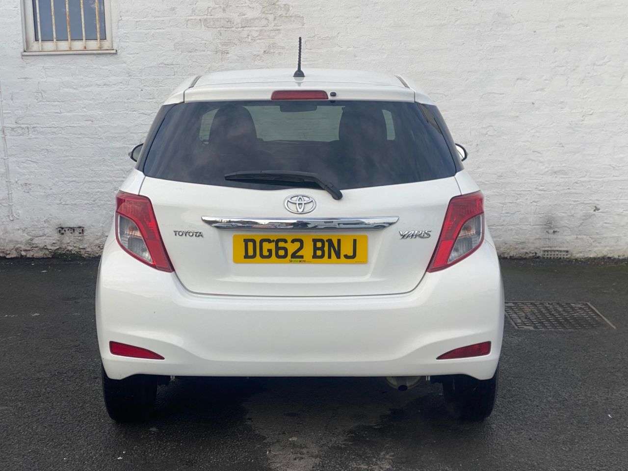 2012 TOYOTA YARIS 2012 TOYOTA YARIS