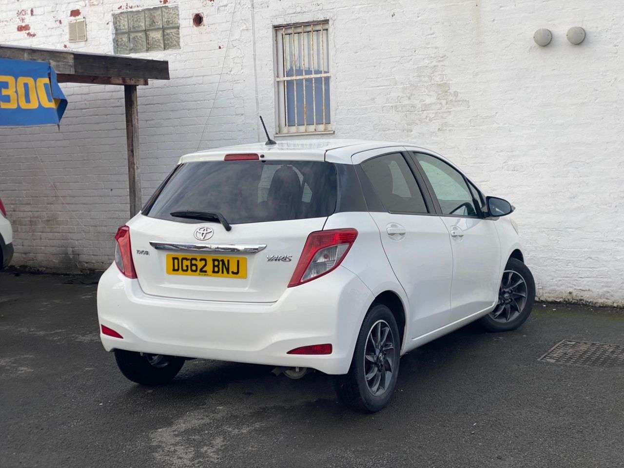 2012 TOYOTA YARIS 2012 TOYOTA YARIS