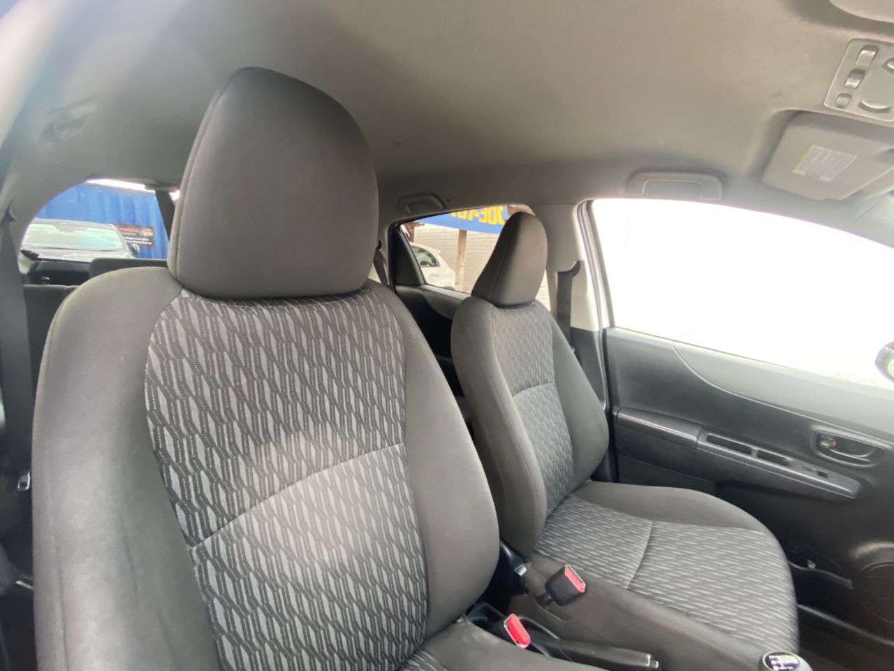 2012 TOYOTA YARIS 2012 TOYOTA YARIS