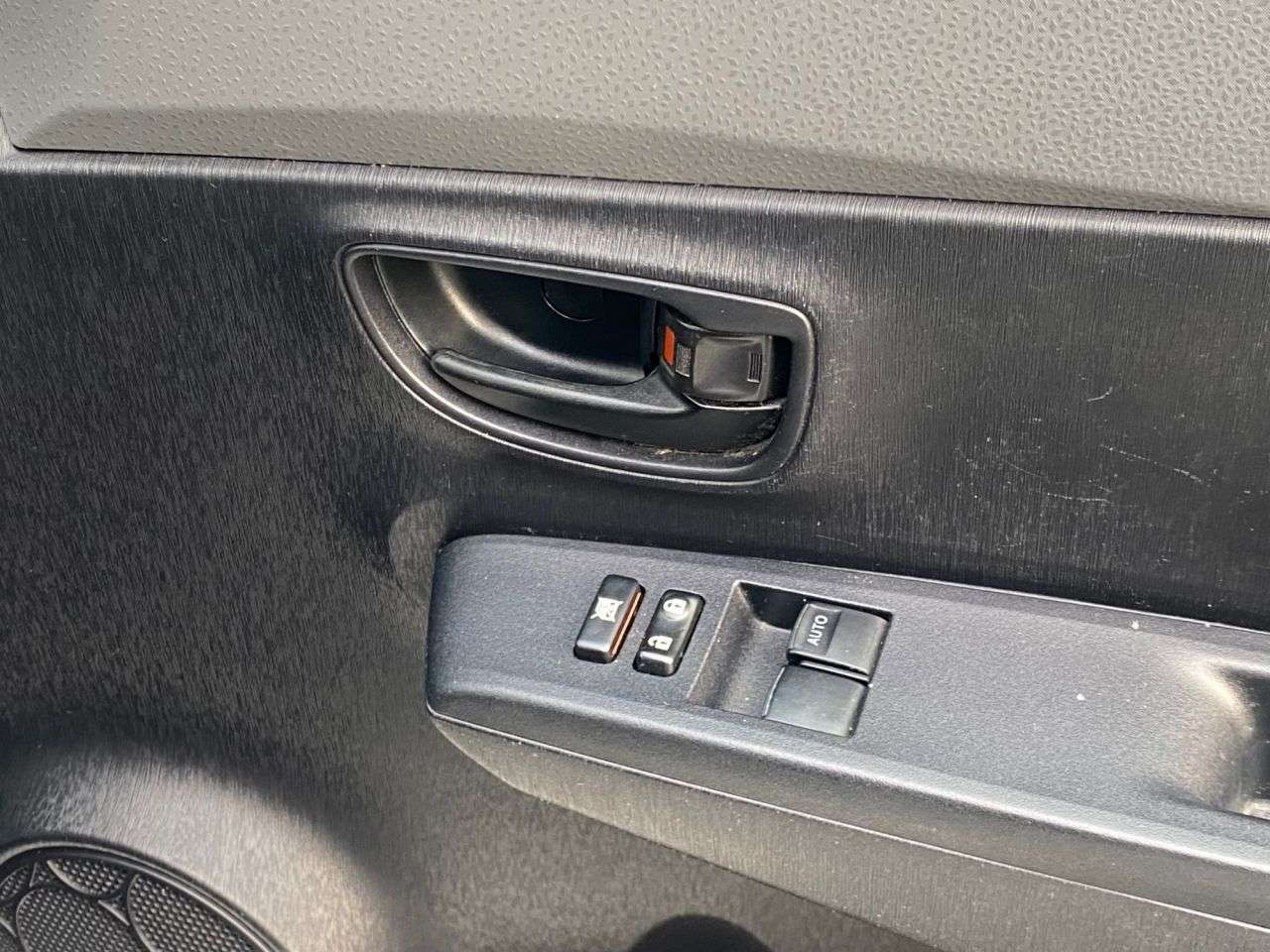 2012 TOYOTA YARIS 2012 TOYOTA YARIS