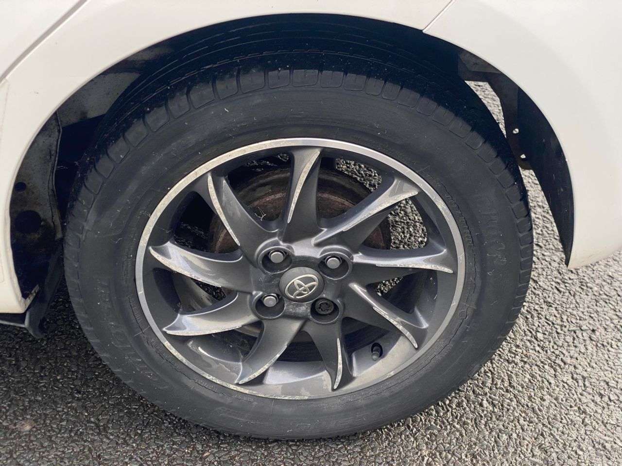 2012 TOYOTA YARIS 2012 TOYOTA YARIS