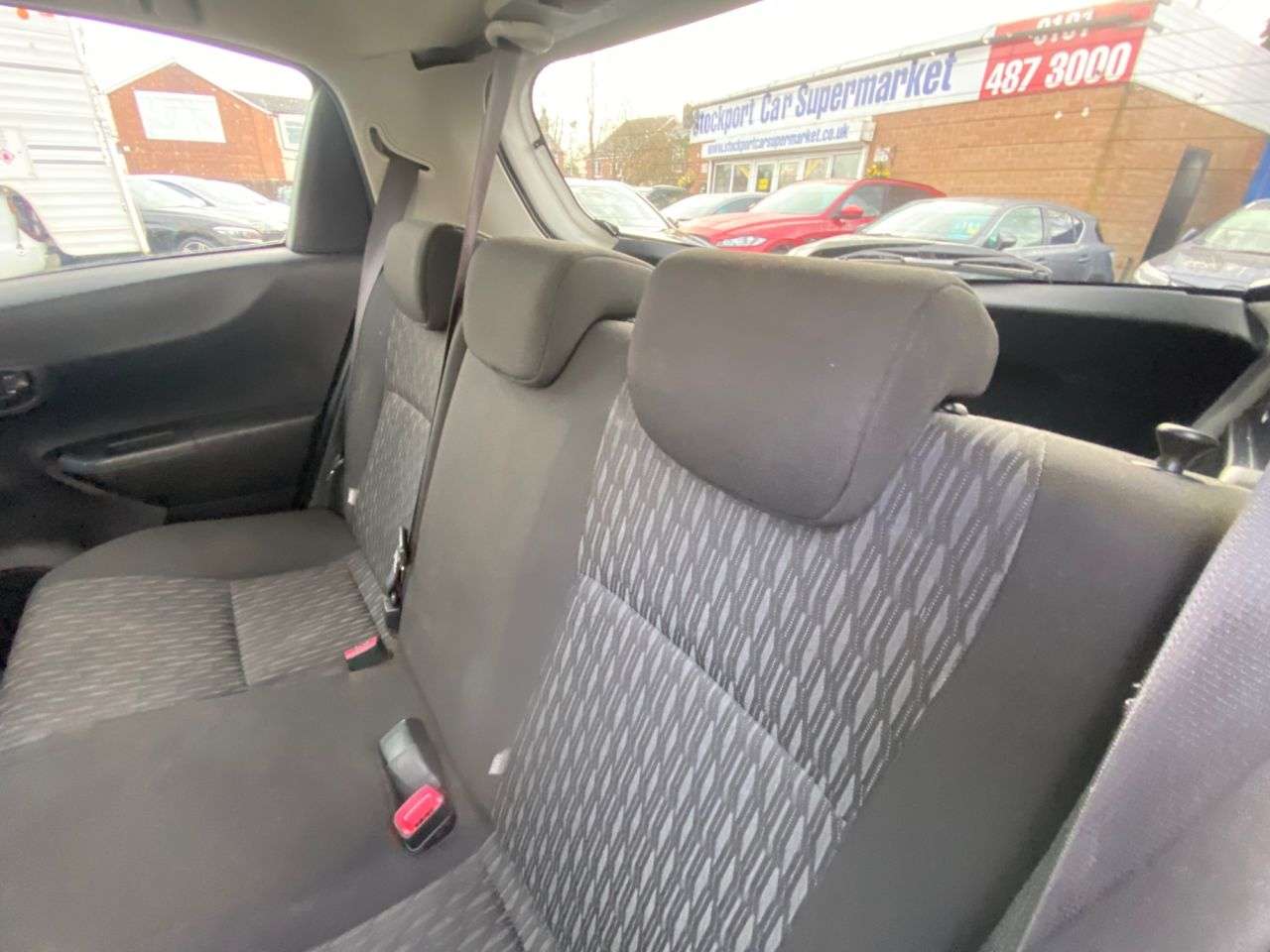 2012 TOYOTA YARIS 2012 TOYOTA YARIS