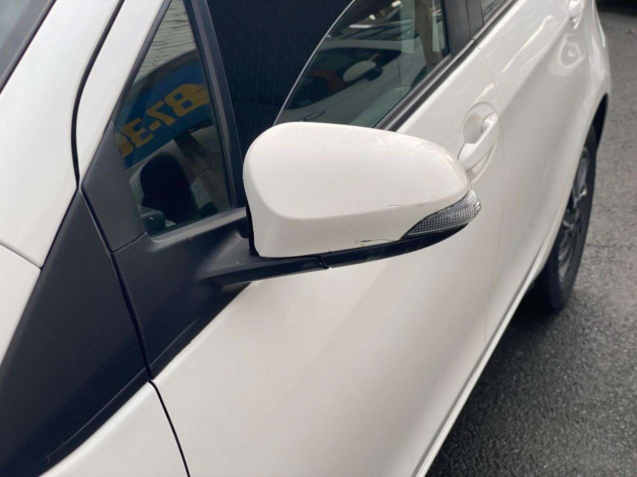 2012 TOYOTA YARIS 2012 TOYOTA YARIS