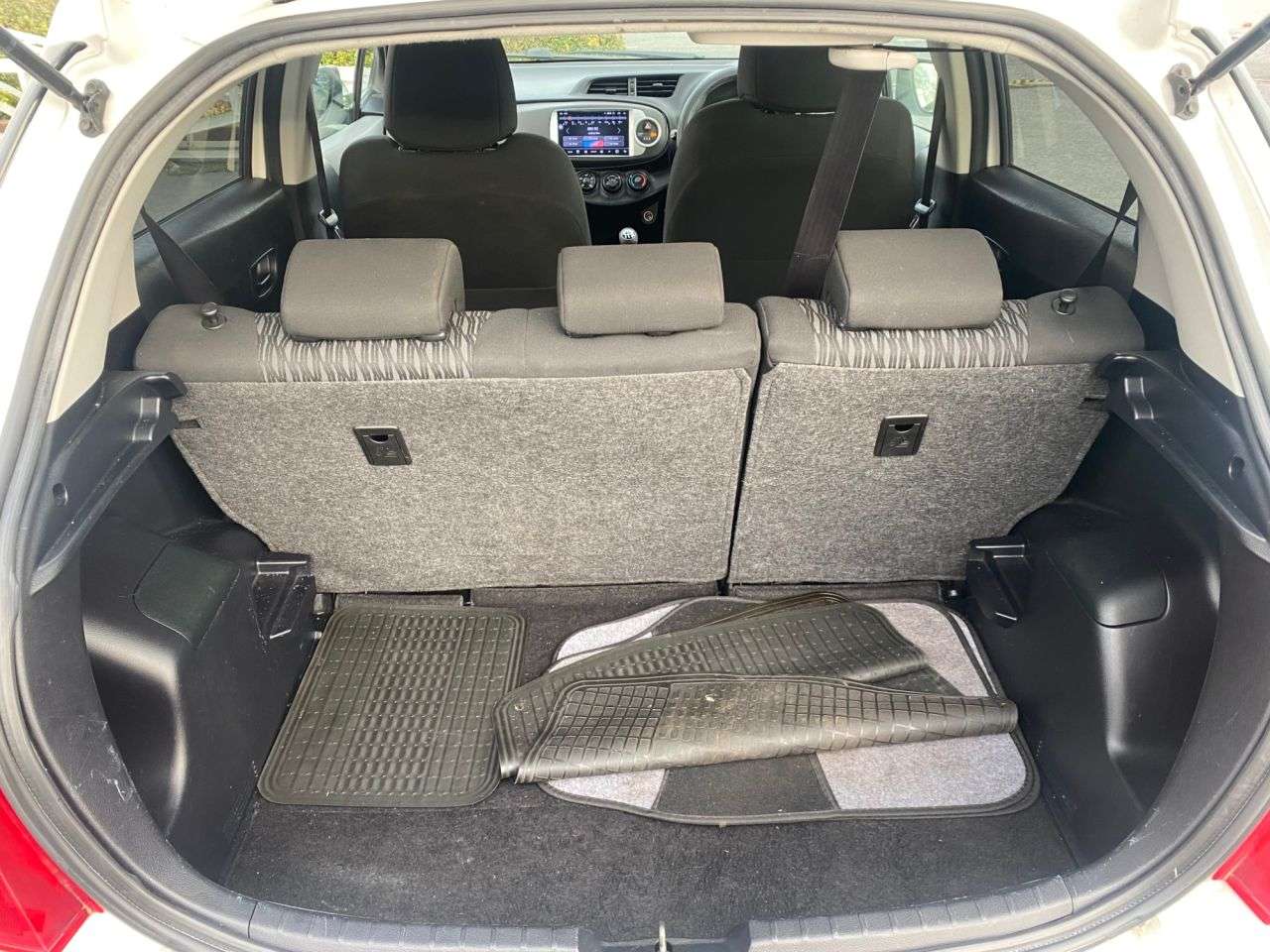 2012 TOYOTA YARIS 2012 TOYOTA YARIS