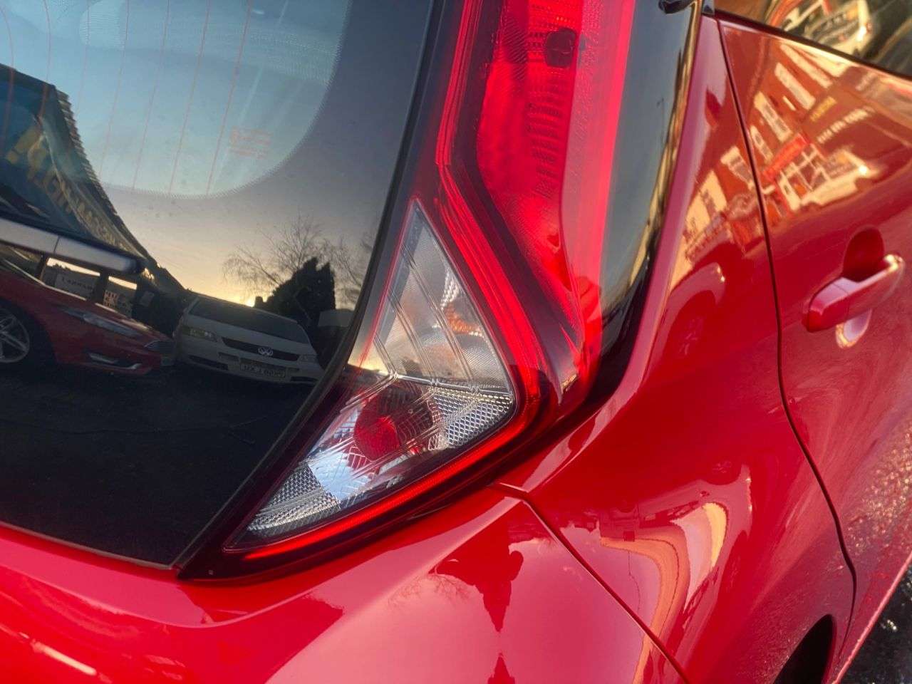 2021 TOYOTA AYGO 2021 TOYOTA AYGO