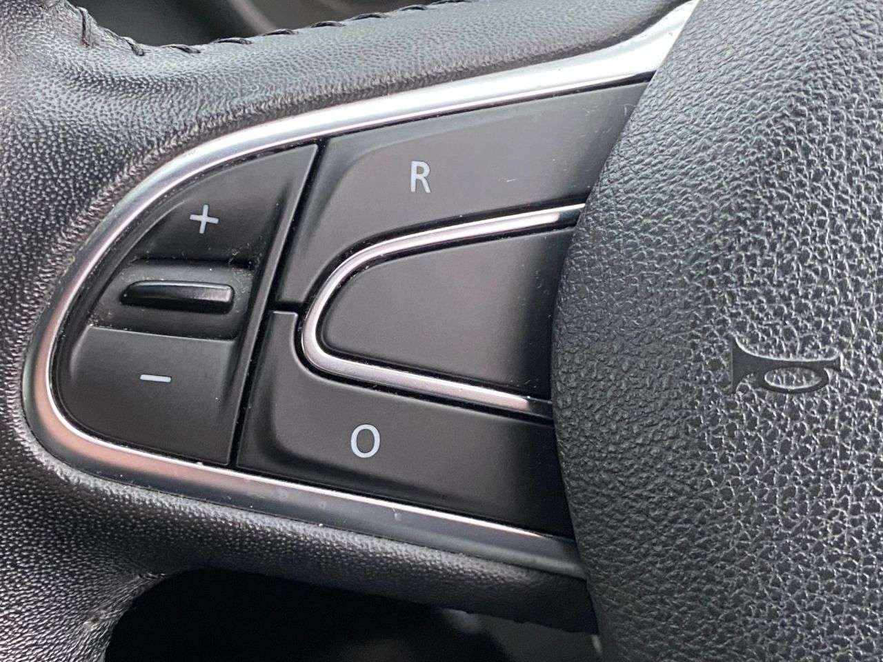 2015 RENAULT KADJAR 2015 RENAULT KADJAR