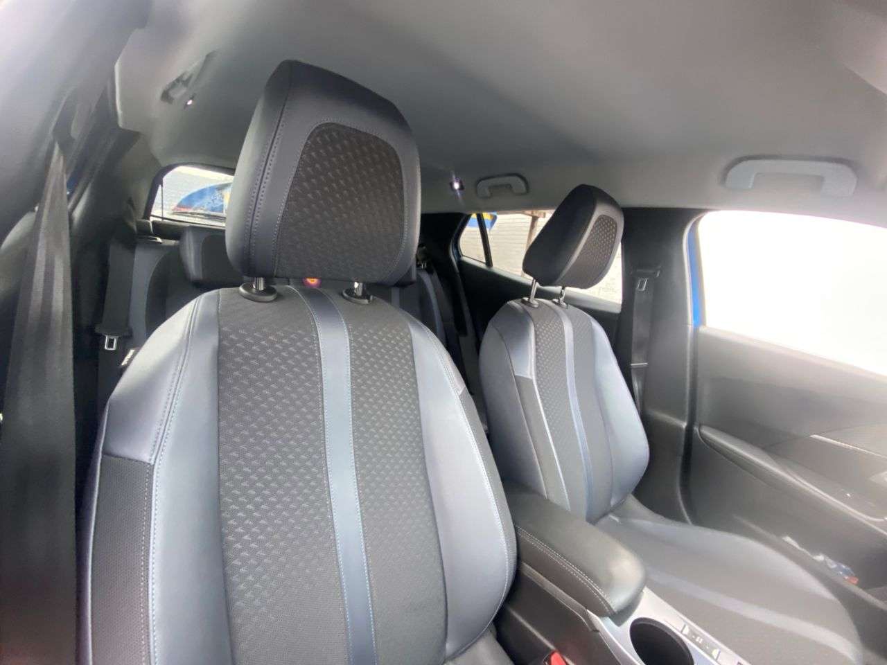 2020 PEUGEOT 2008 2020 PEUGEOT 2008