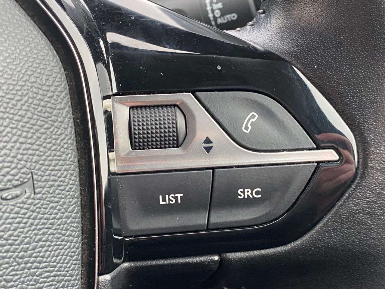 2020 PEUGEOT 2008 2020 PEUGEOT 2008