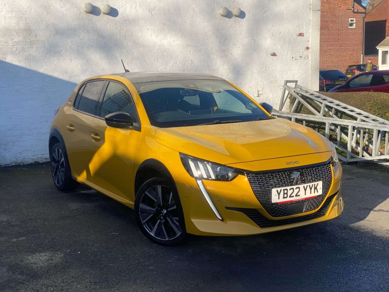 A 2022 PEUGEOT 208 1.5 BlueHDi GT Hatchback 5dr Diesel Manual Euro 6 (s/s) (100 ps) SAT NAV,AL A 2022 PEUGEOT 208 1.5 BlueHDi GT Hatchback 5dr Diesel Manual Euro 6 (s/s) (100 ps) SAT NAV,AL