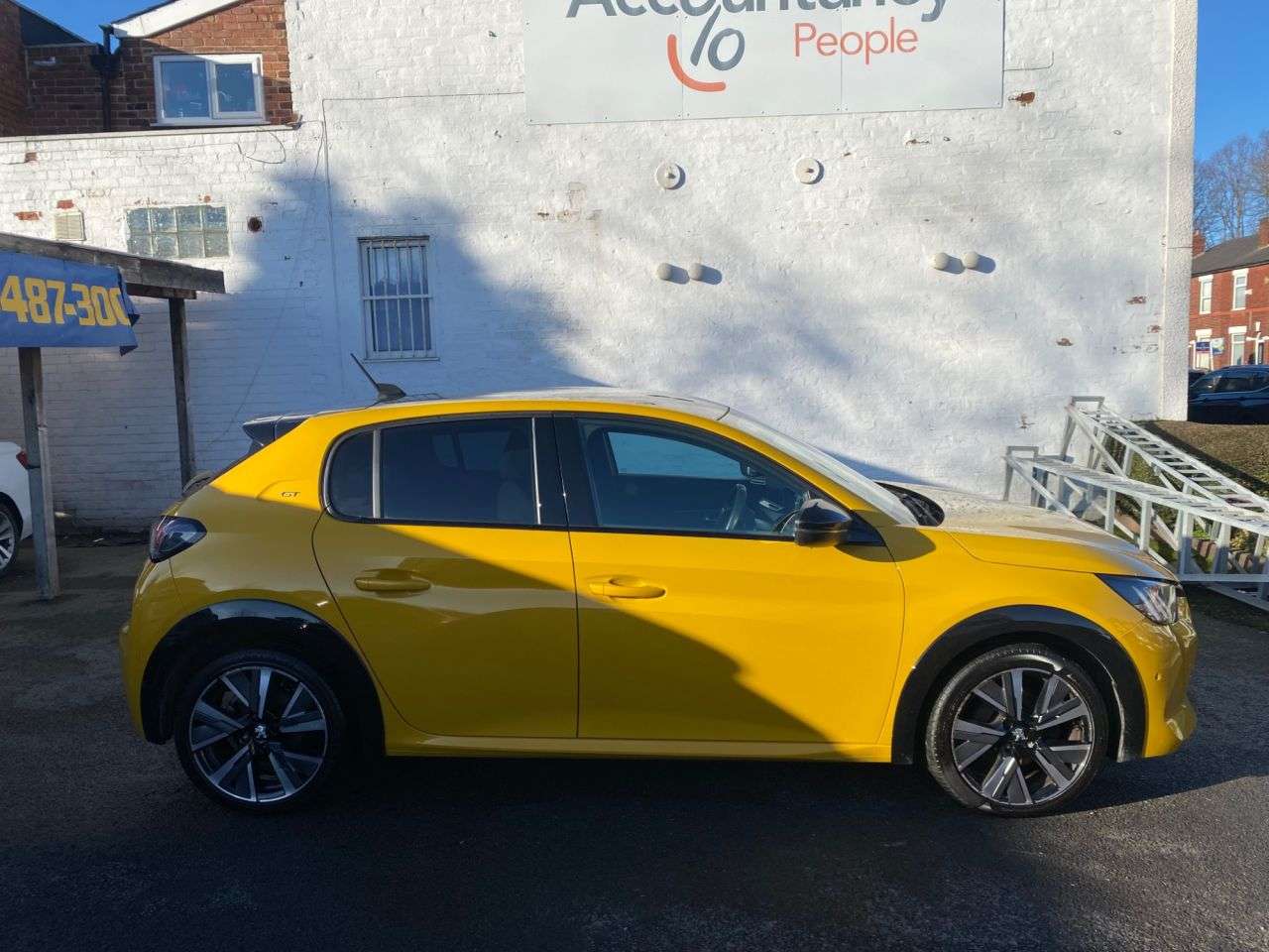 2022 PEUGEOT 208 2022 PEUGEOT 208