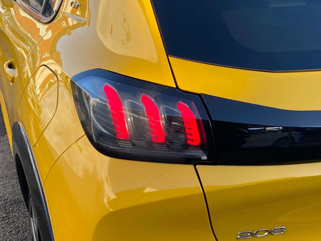 2022 PEUGEOT 208 2022 PEUGEOT 208