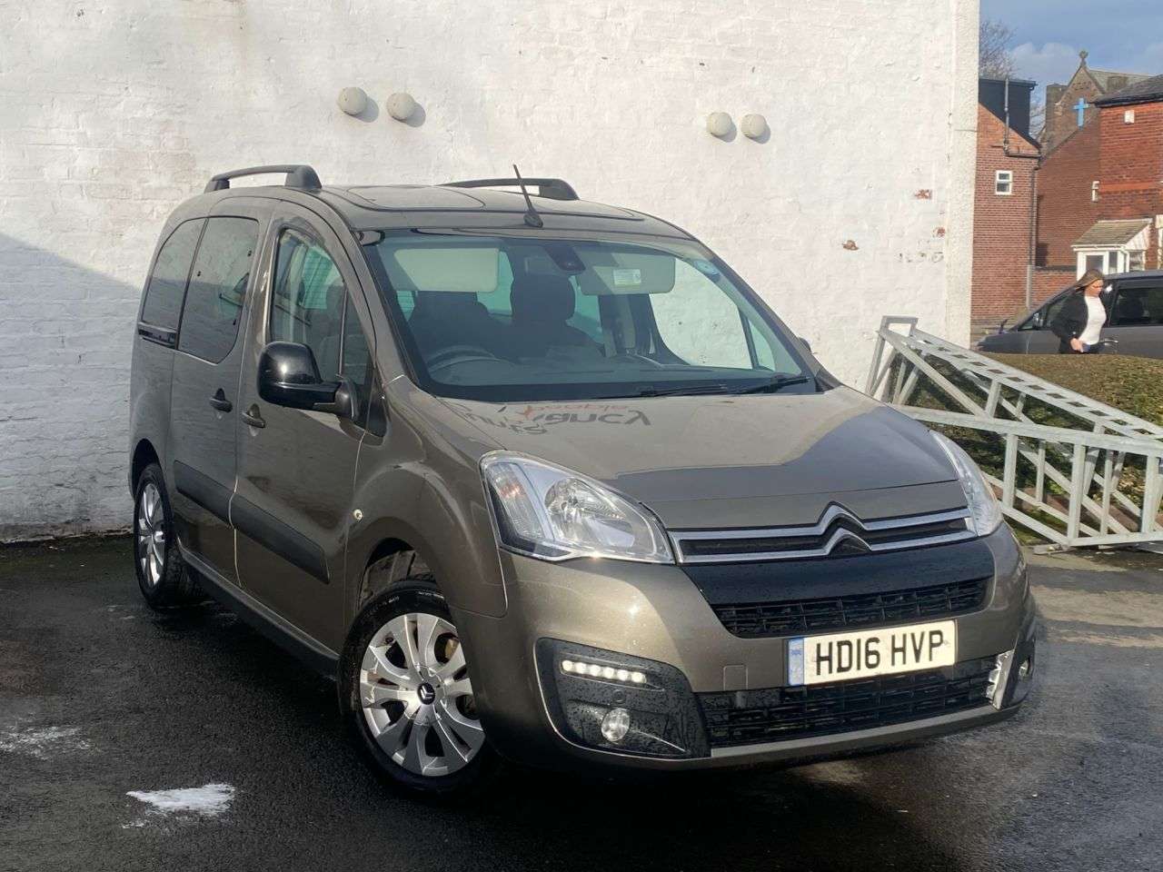 A 2016 CITROEN BERLINGO 1.6 BlueHDi XTR Multispace MPV 5dr Diesel Manual Euro 6 (s/s) (120 ps) FULL A 2016 CITROEN BERLINGO 1.6 BlueHDi XTR Multispace MPV 5dr Diesel Manual Euro 6 (s/s) (120 ps) FULL