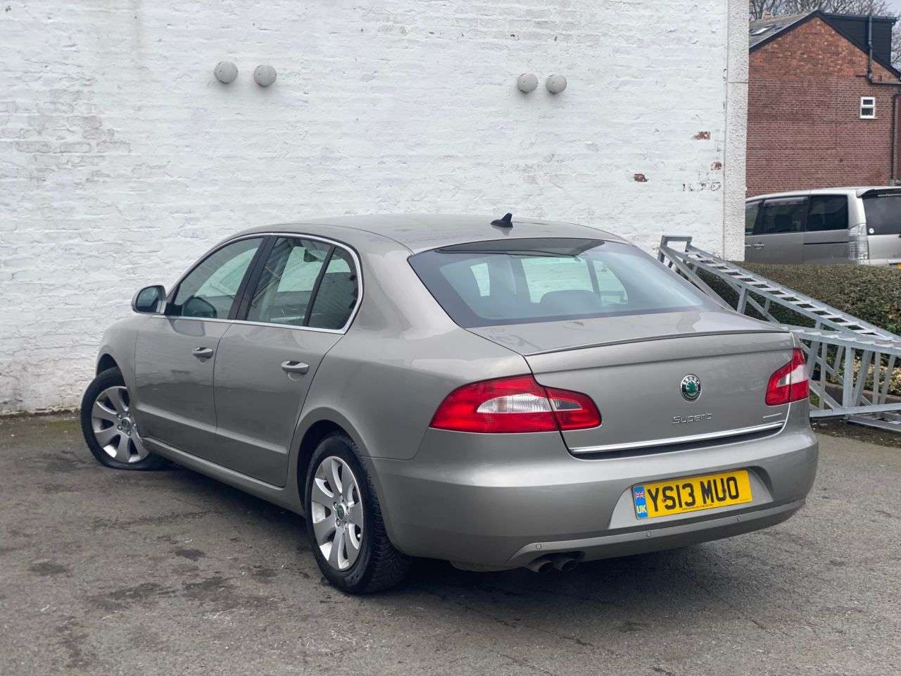 2013 SKODA SUPERB 2013 SKODA SUPERB