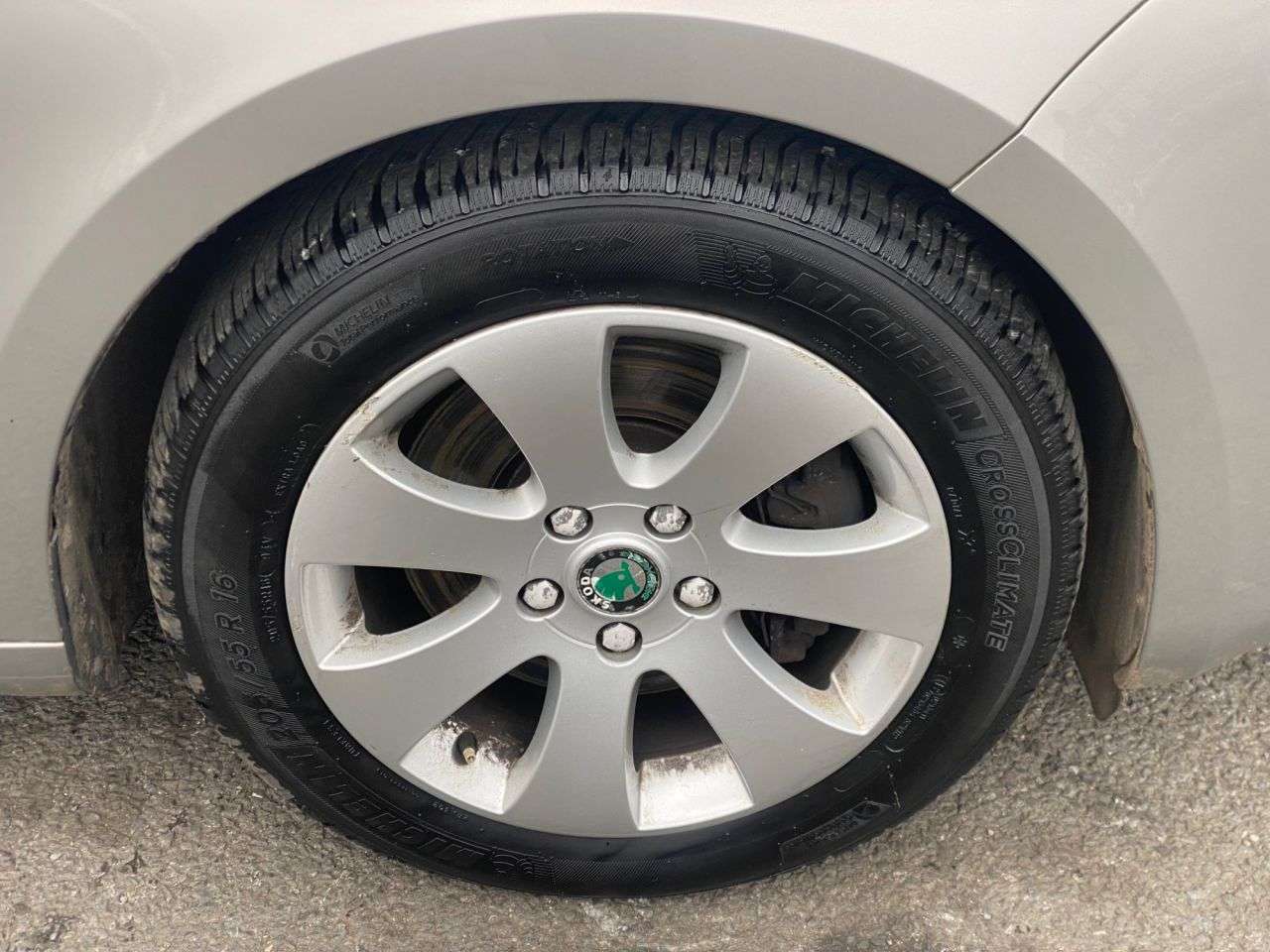 2013 SKODA SUPERB 2013 SKODA SUPERB