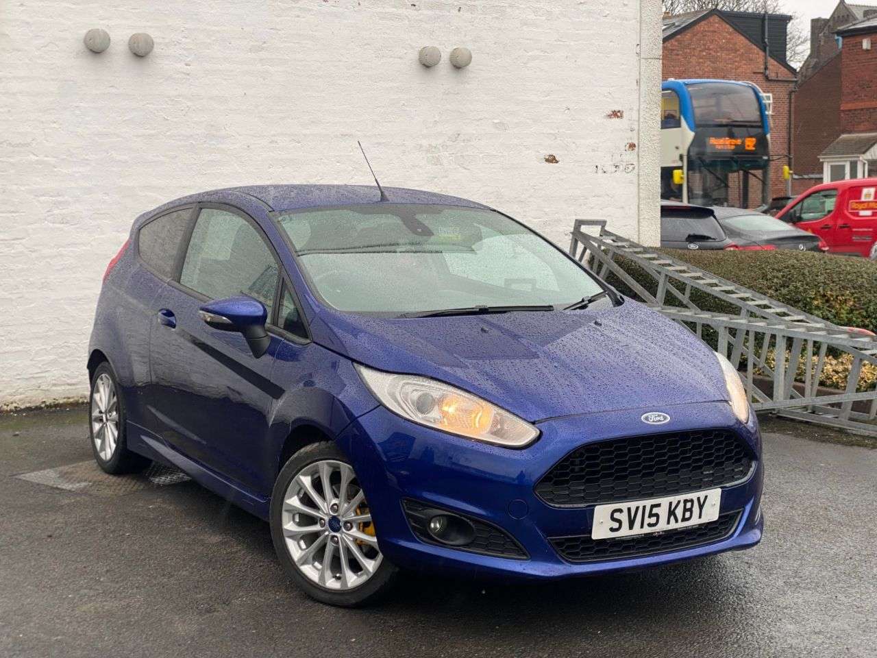 A 2015 FORD FIESTA 1.0T EcoBoost Zetec S Hatchback 3dr Petrol Manual Euro 6 (s/s) (125 ps) 2 K A 2015 FORD FIESTA 1.0T EcoBoost Zetec S Hatchback 3dr Petrol Manual Euro 6 (s/s) (125 ps) 2 K