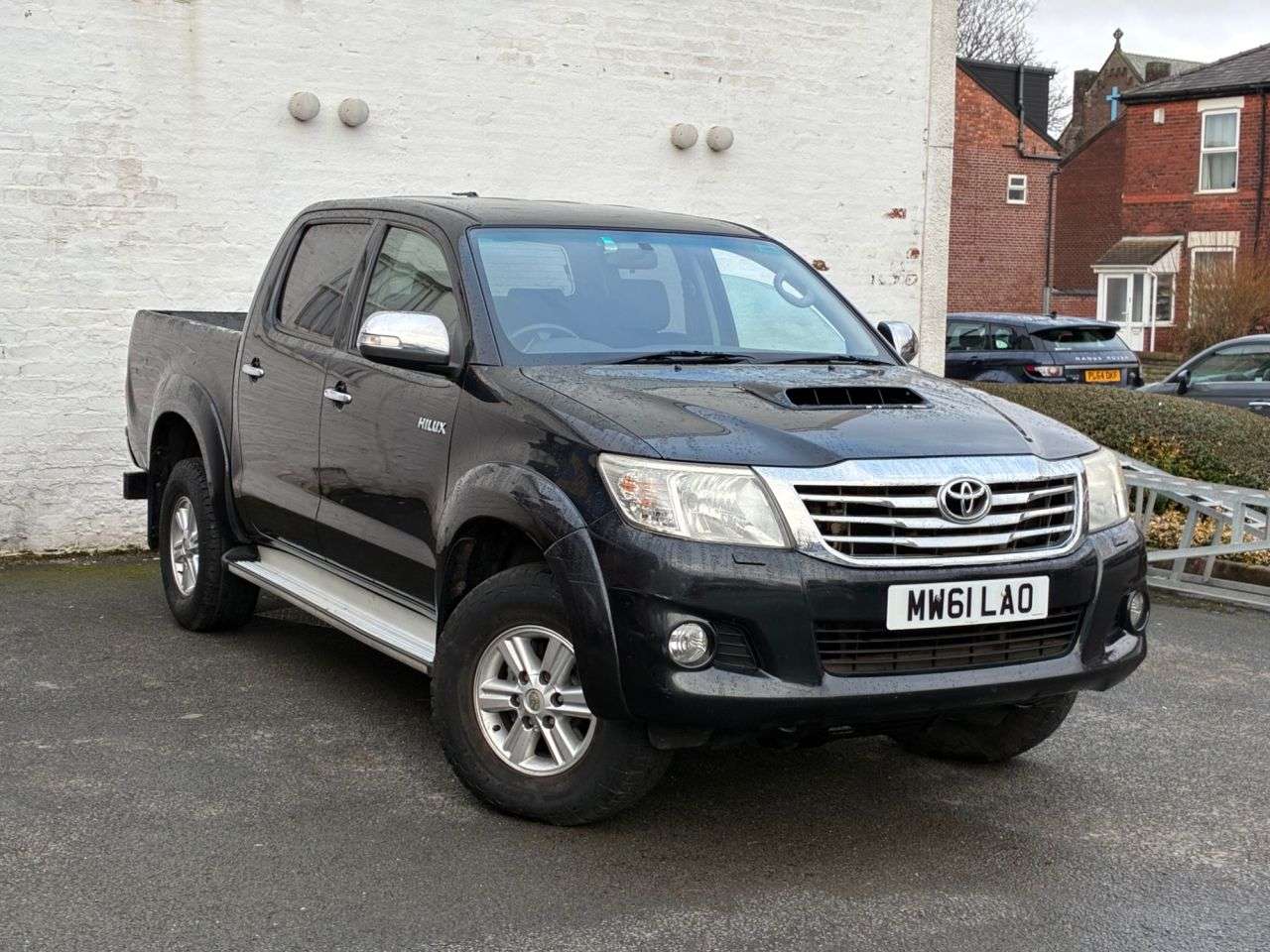 A 2012 TOYOTA HI-LUX 2.5 D-4D HL3 Pickup Double Cab 4dr Diesel Manual 4WD Euro 5 (144 ps) FULL T A 2012 TOYOTA HI-LUX 2.5 D-4D HL3 Pickup Double Cab 4dr Diesel Manual 4WD Euro 5 (144 ps) FULL T