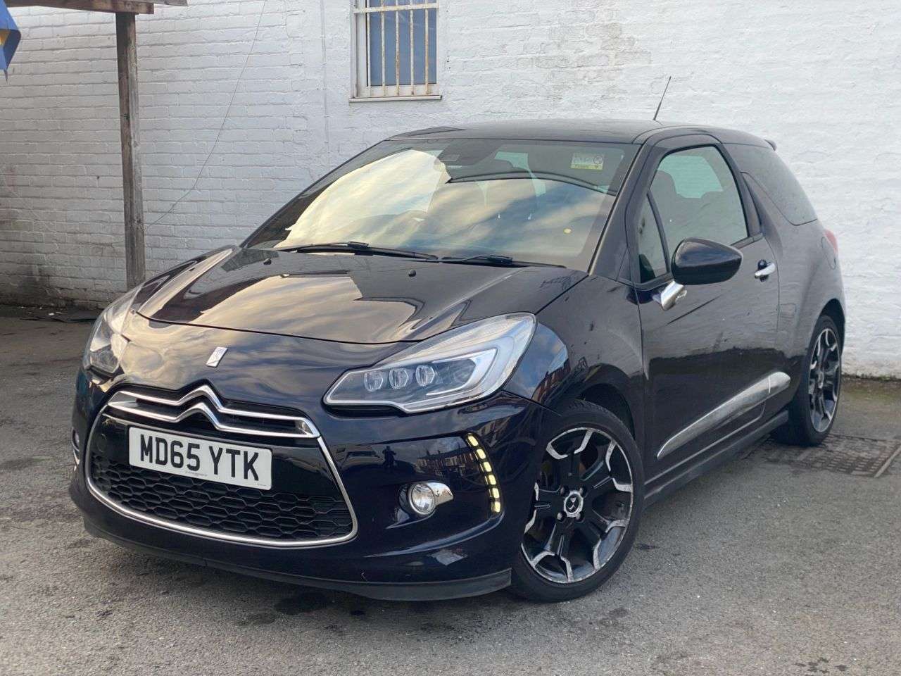 2015 DS AUTOMOBILES DS 3 2015 DS AUTOMOBILES DS 3