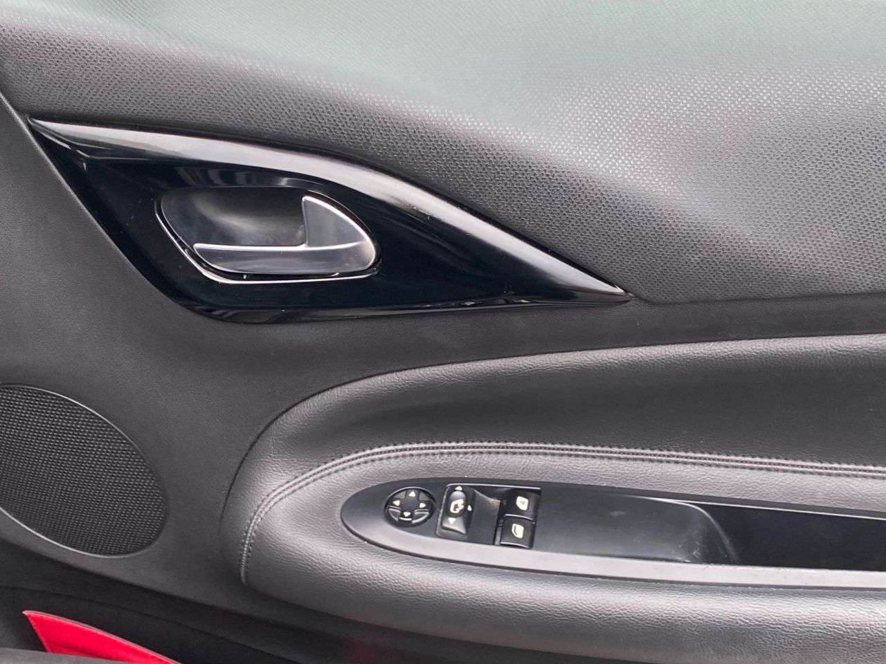 2015 DS AUTOMOBILES DS 3 2015 DS AUTOMOBILES DS 3