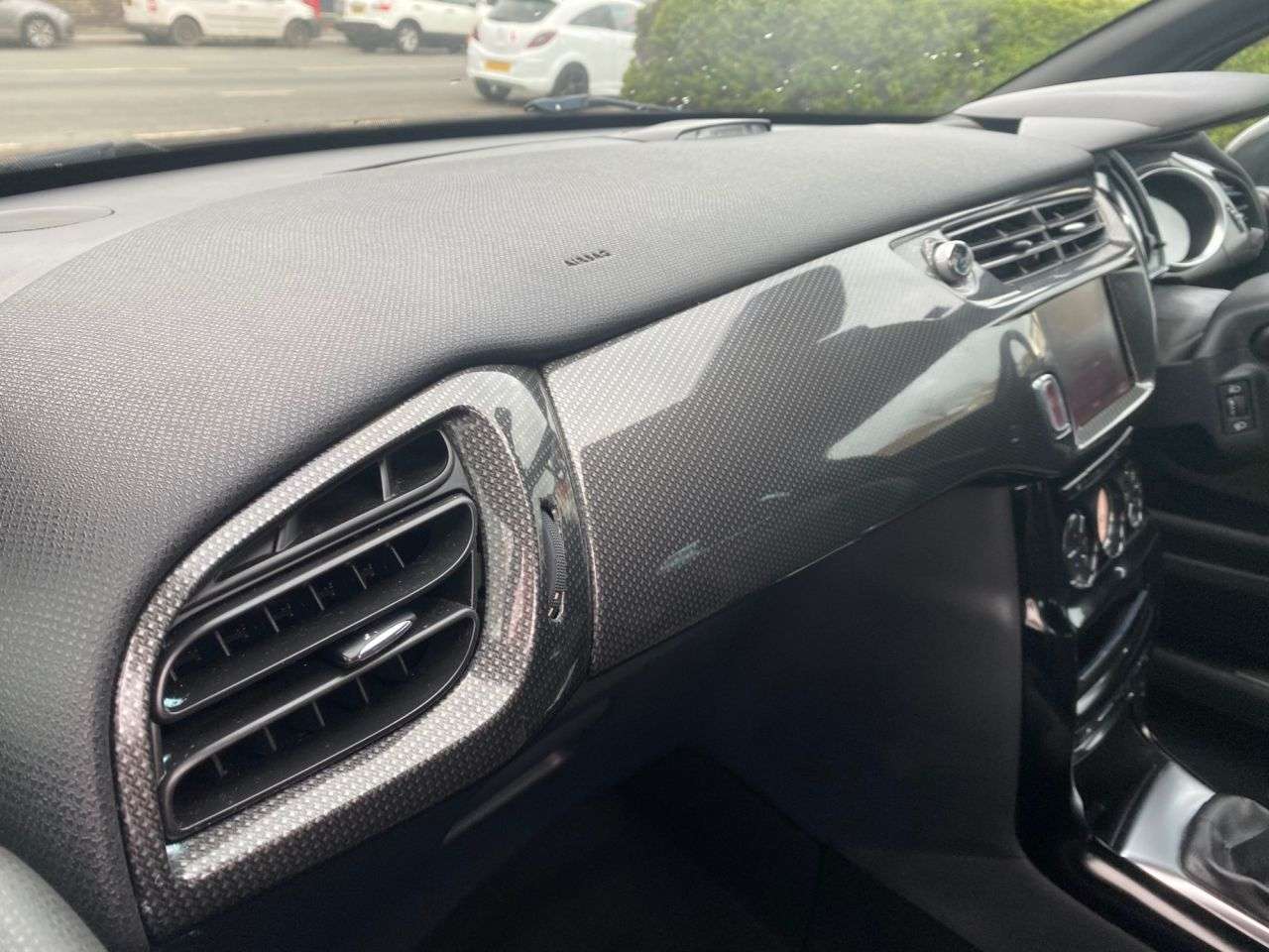 2015 DS AUTOMOBILES DS 3 2015 DS AUTOMOBILES DS 3