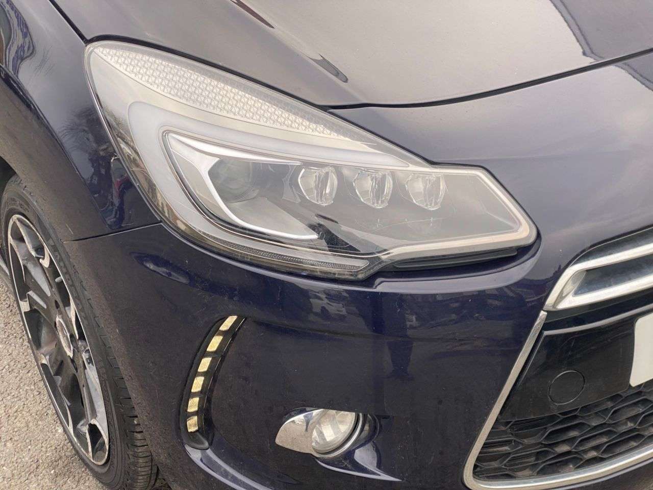 2015 DS AUTOMOBILES DS 3 2015 DS AUTOMOBILES DS 3