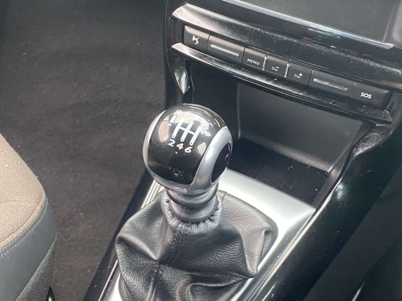 2015 DS AUTOMOBILES DS 3 2015 DS AUTOMOBILES DS 3