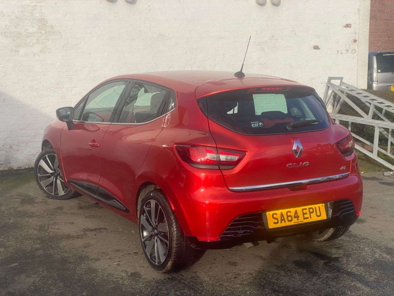 2014 RENAULT CLIO 2014 RENAULT CLIO