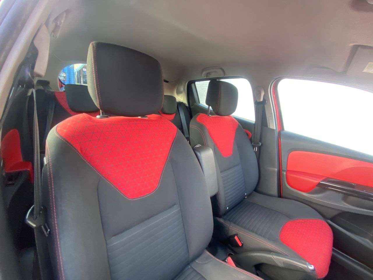 2014 RENAULT CLIO 2014 RENAULT CLIO