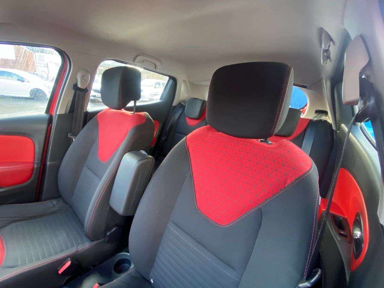 2014 RENAULT CLIO 2014 RENAULT CLIO