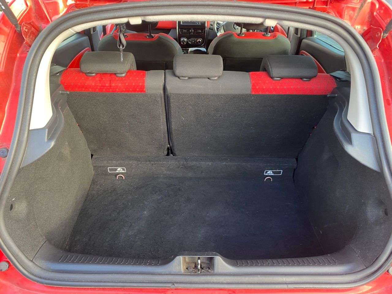 2014 RENAULT CLIO 2014 RENAULT CLIO