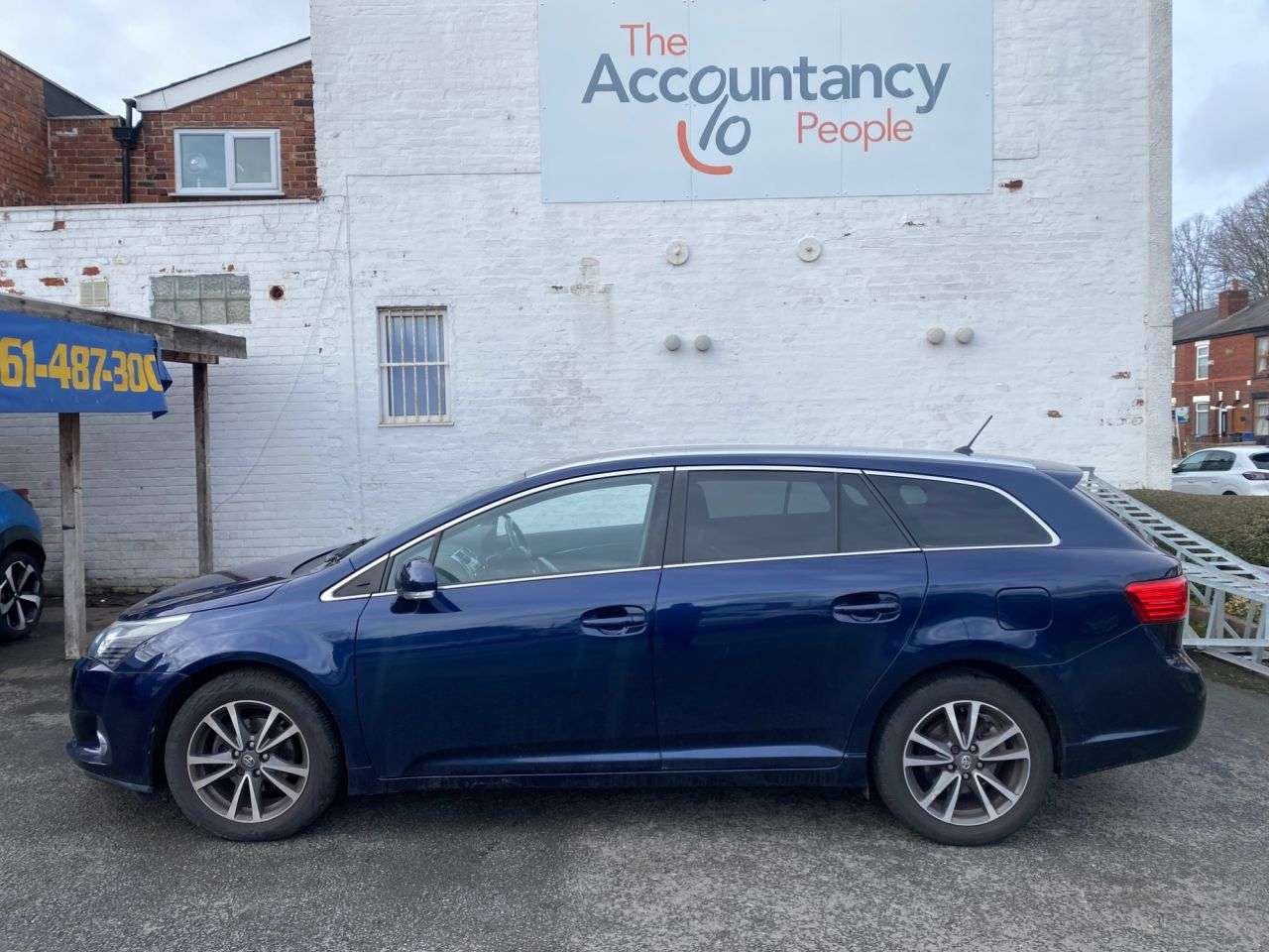 2013 TOYOTA AVENSIS 2013 TOYOTA AVENSIS