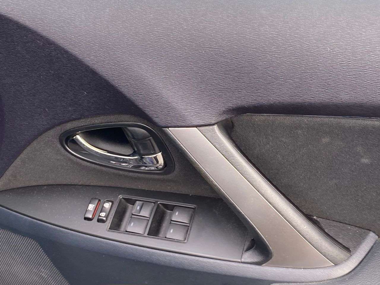 2013 TOYOTA AVENSIS 2013 TOYOTA AVENSIS