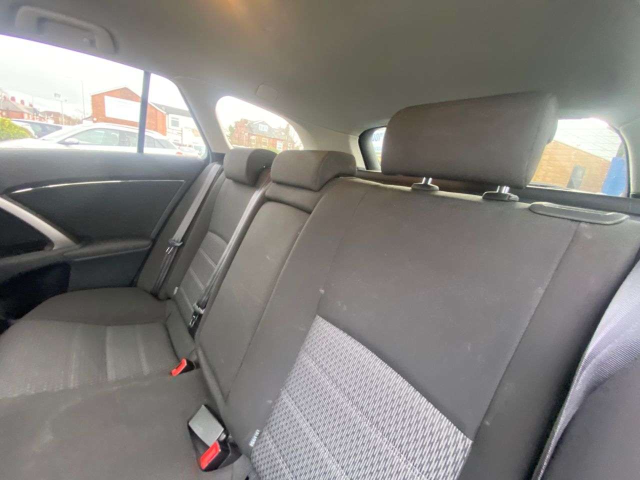 2013 TOYOTA AVENSIS 2013 TOYOTA AVENSIS