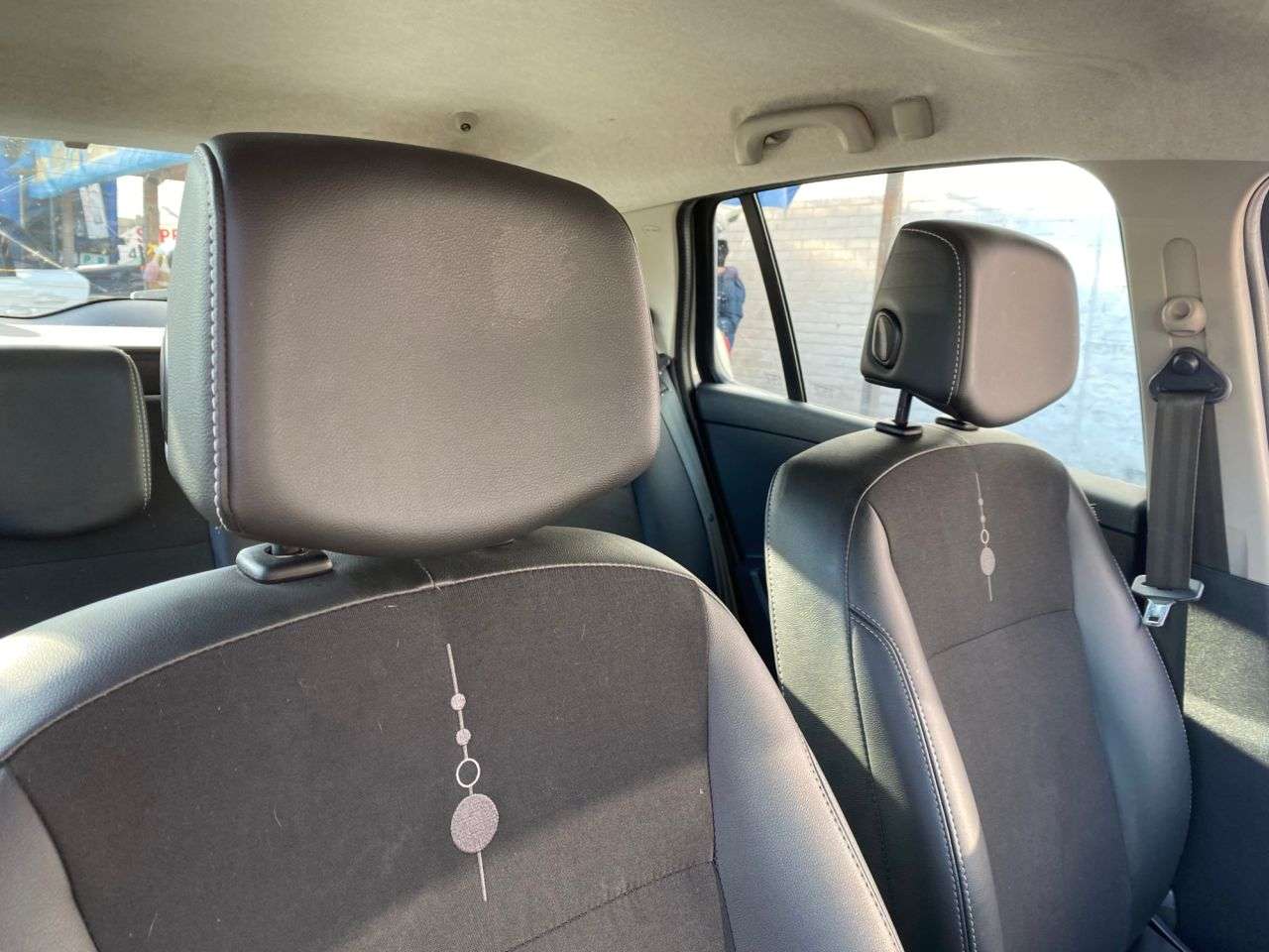 2012 RENAULT CLIO 2012 RENAULT CLIO