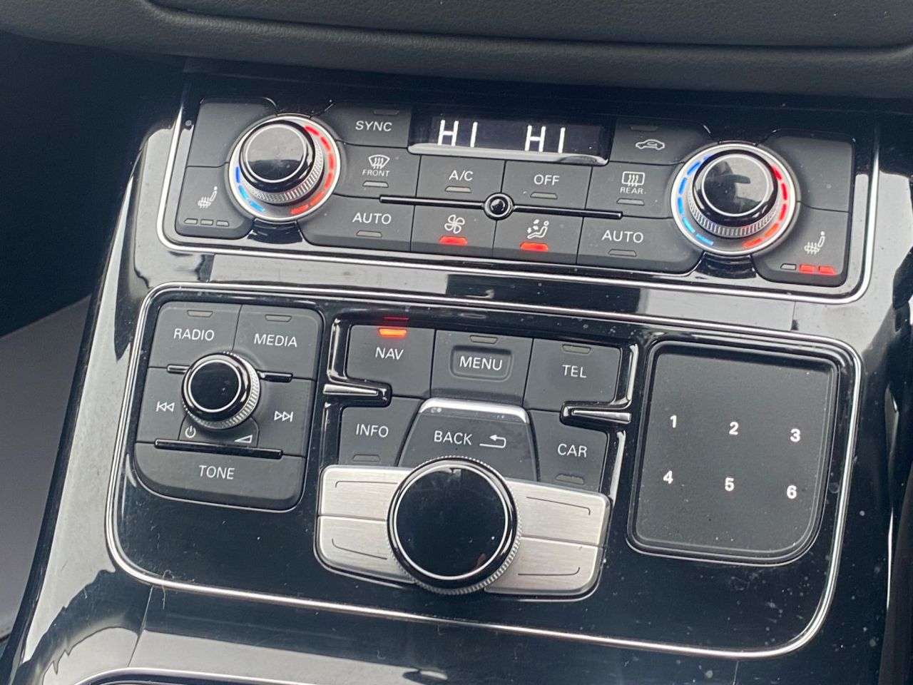 2014 AUDI A8 2014 AUDI A8