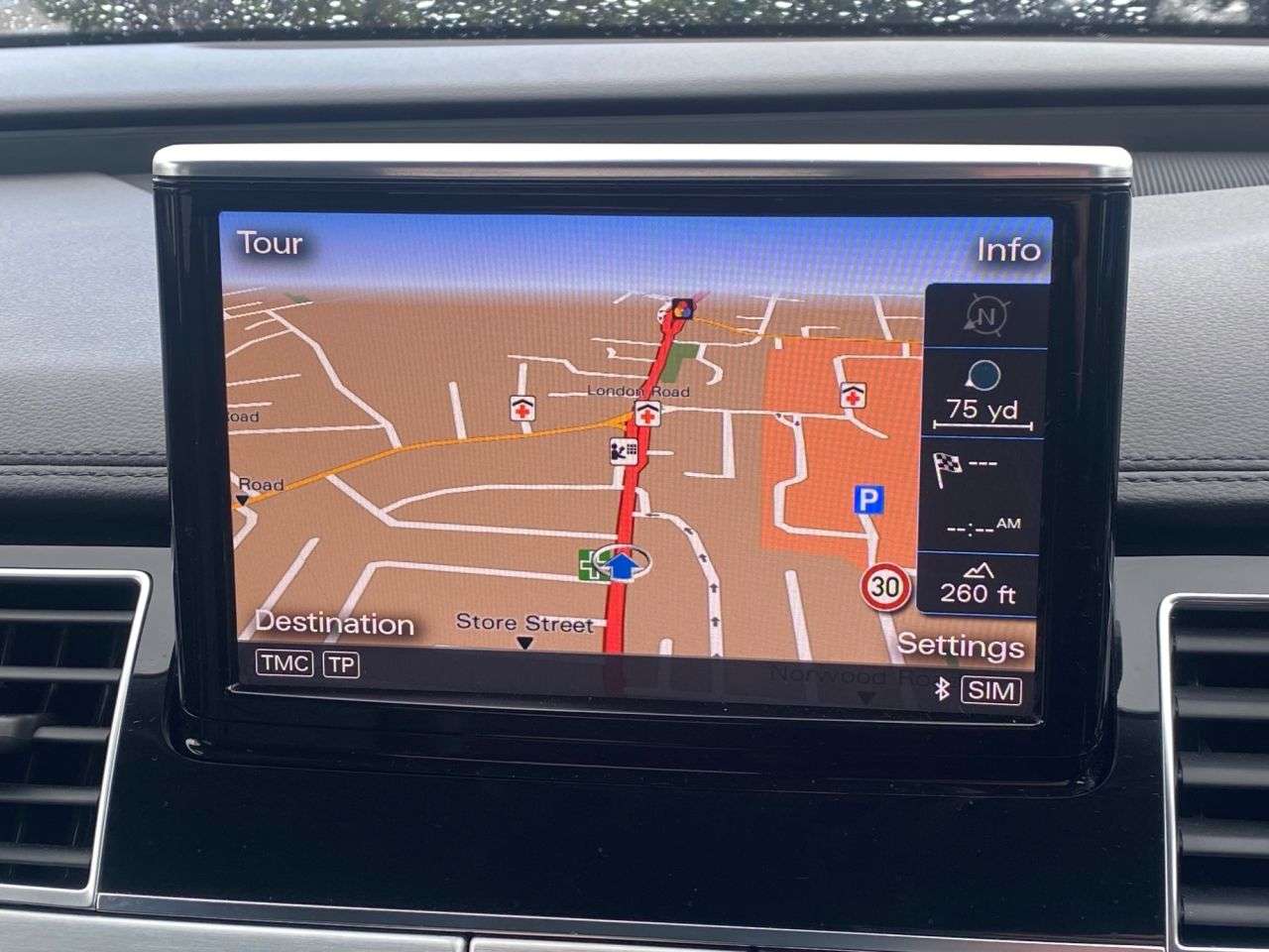 2014 AUDI A8 2014 AUDI A8