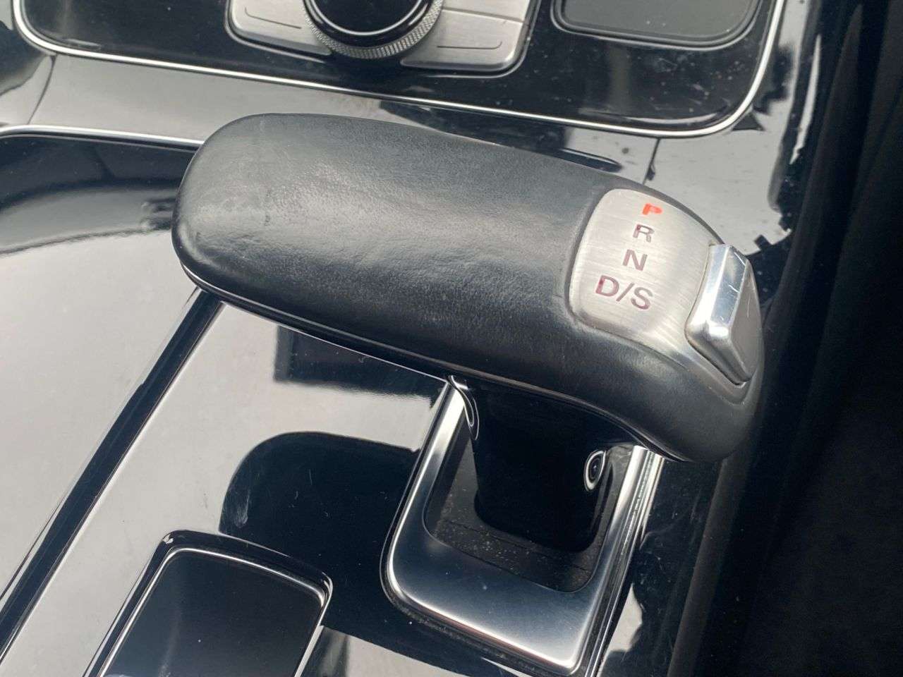 2014 AUDI A8 2014 AUDI A8