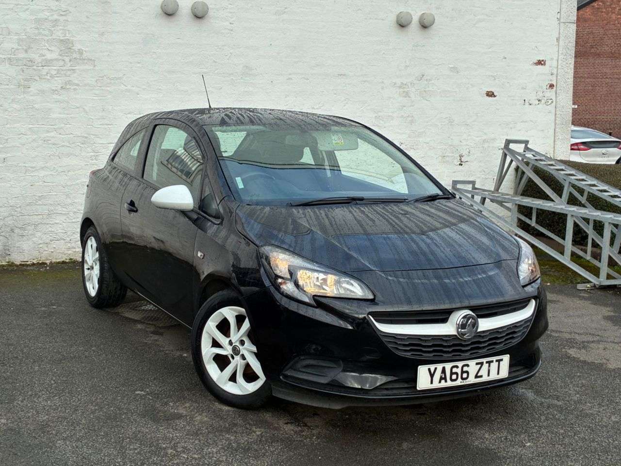 A 2016 VAUXHALL CORSA 1.4i ecoFLEX Sting Hatchback 3dr Petrol Manual Euro 6 (75 ps) MOT'D UN A 2016 VAUXHALL CORSA 1.4i ecoFLEX Sting Hatchback 3dr Petrol Manual Euro 6 (75 ps) MOT'D UN