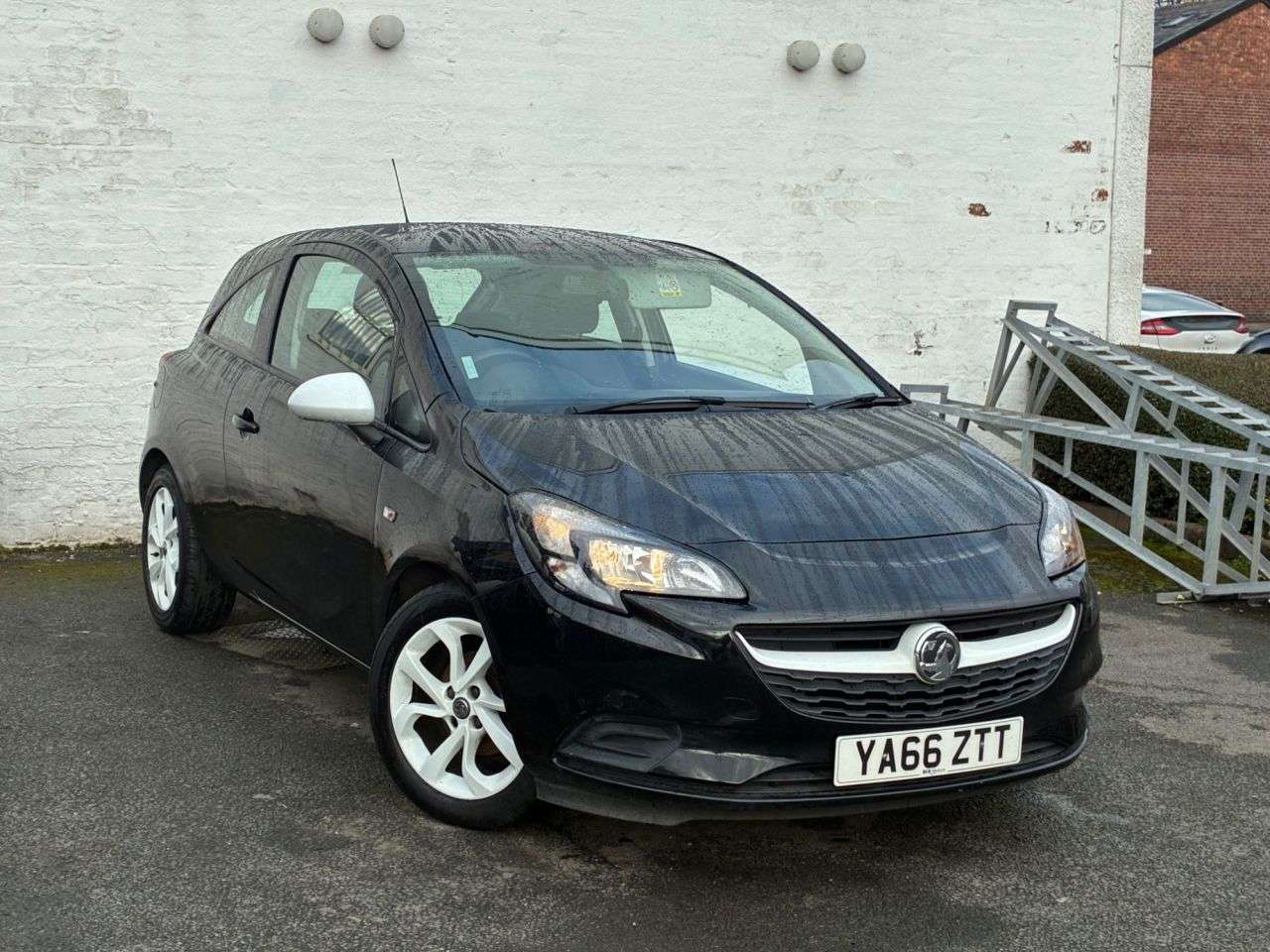 A 2016 VAUXHALL CORSA 1.4i ecoFLEX Sting Hatchback 3dr Petrol Manual Euro 6 (75 ps) MOT'D UN A 2016 VAUXHALL CORSA 1.4i ecoFLEX Sting Hatchback 3dr Petrol Manual Euro 6 (75 ps) MOT'D UN