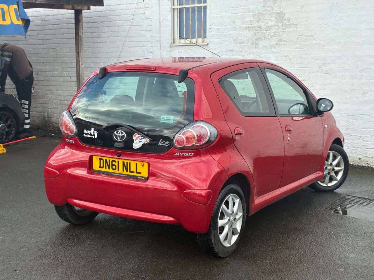 2011 TOYOTA AYGO 2011 TOYOTA AYGO