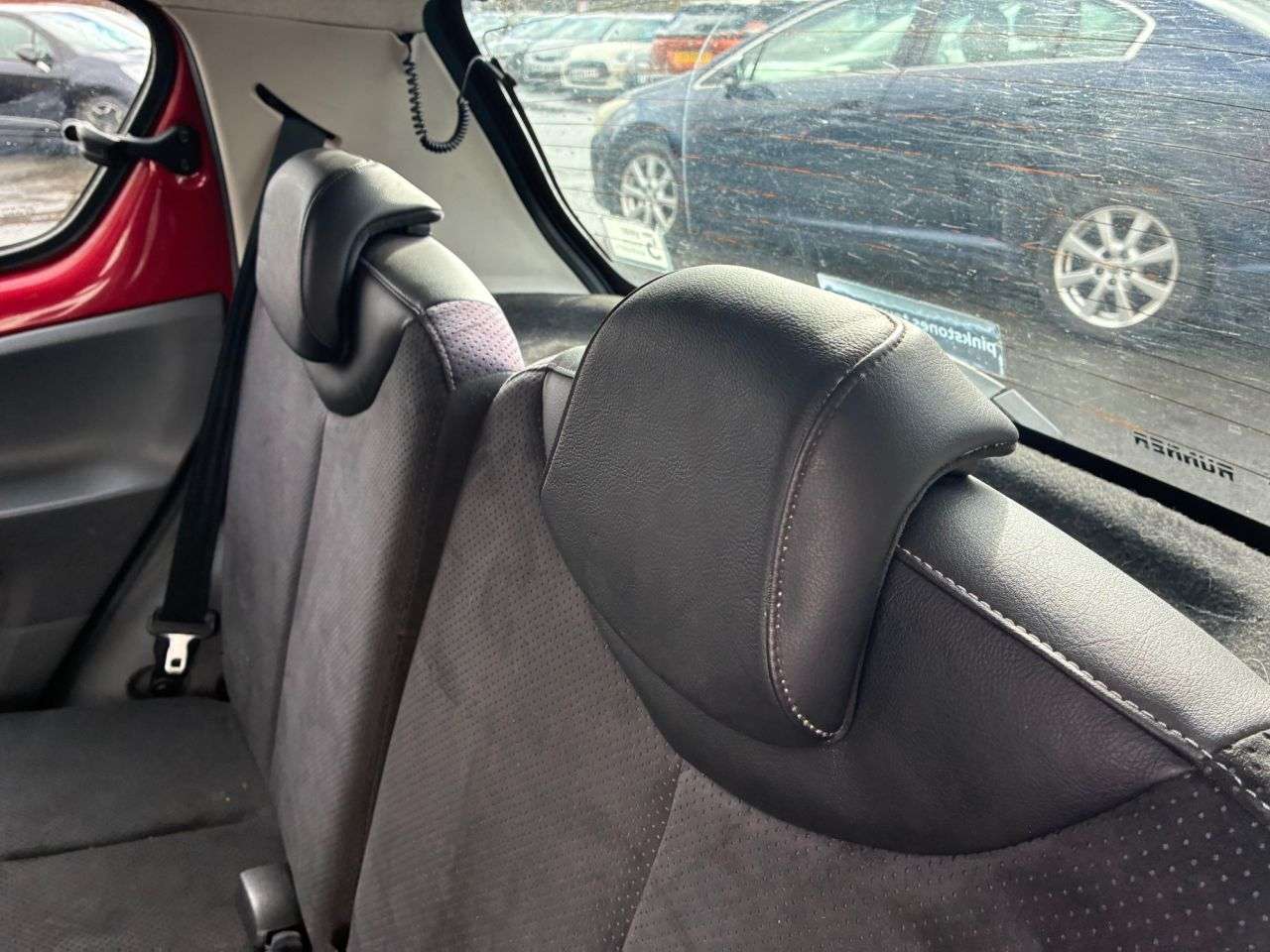 2011 TOYOTA AYGO 2011 TOYOTA AYGO