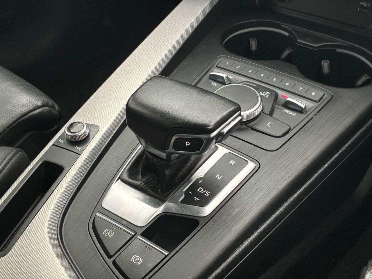 2019 AUDI A4 2019 AUDI A4