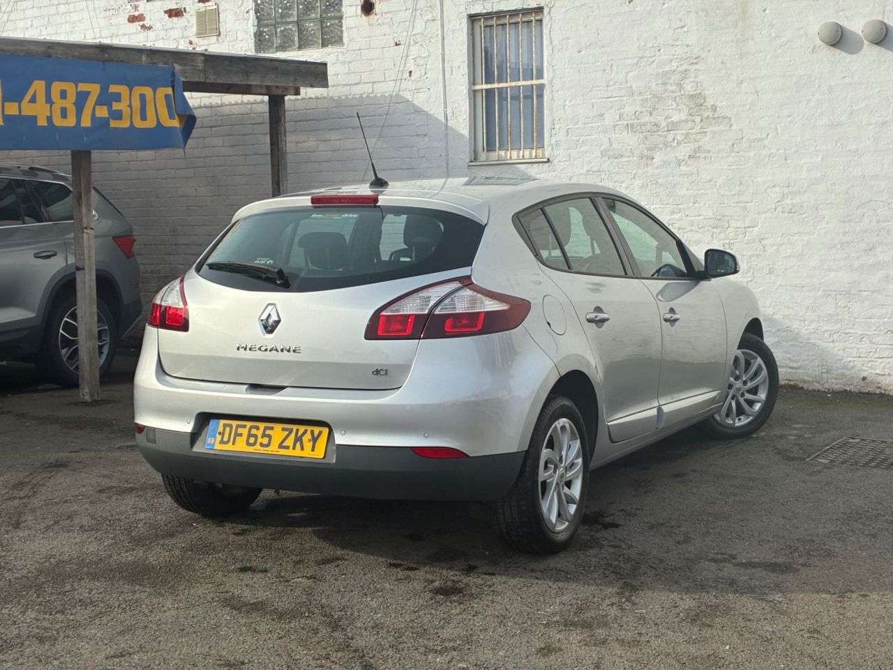 2015 RENAULT MEGANE 2015 RENAULT MEGANE