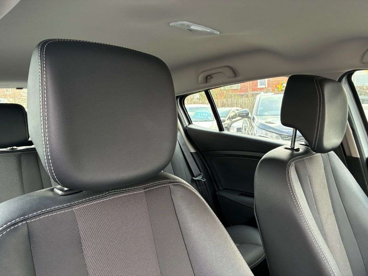 2015 RENAULT MEGANE 2015 RENAULT MEGANE