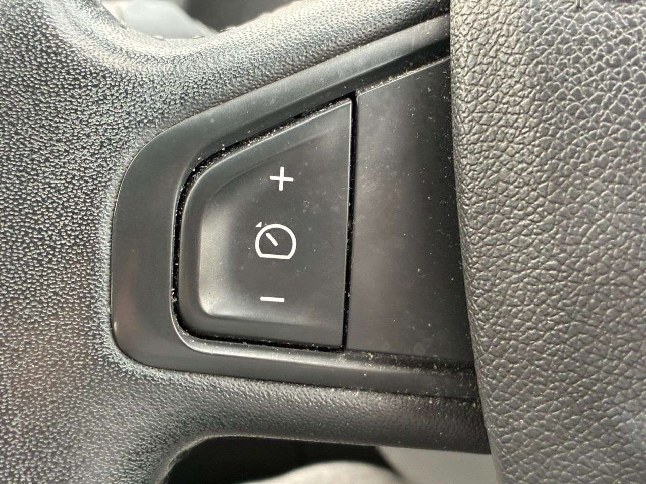 2015 RENAULT MEGANE 2015 RENAULT MEGANE