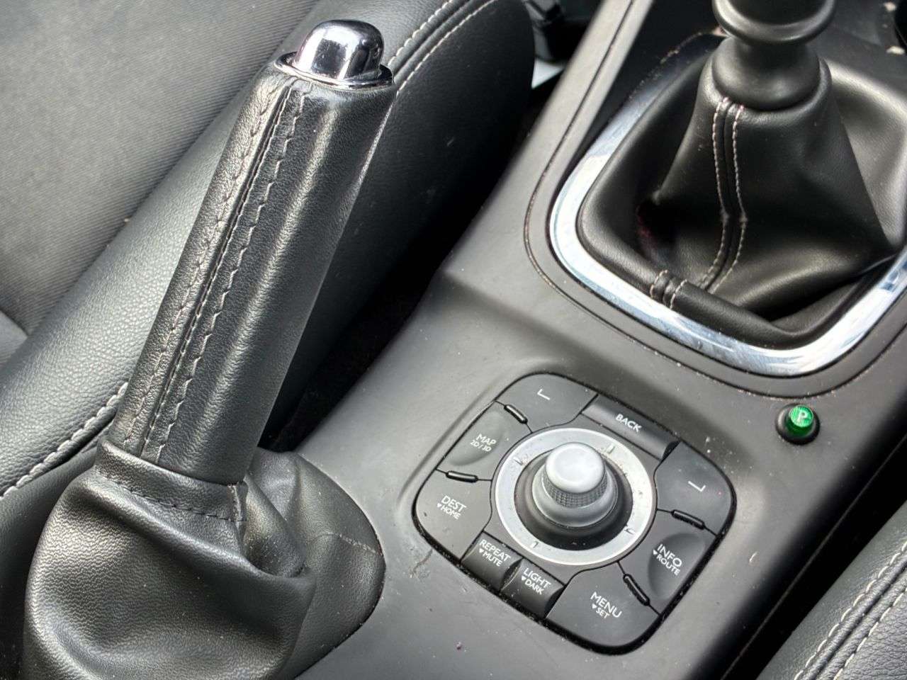 2015 RENAULT MEGANE 2015 RENAULT MEGANE